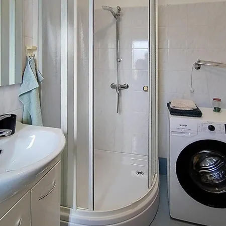2 Bedroom In * Barban